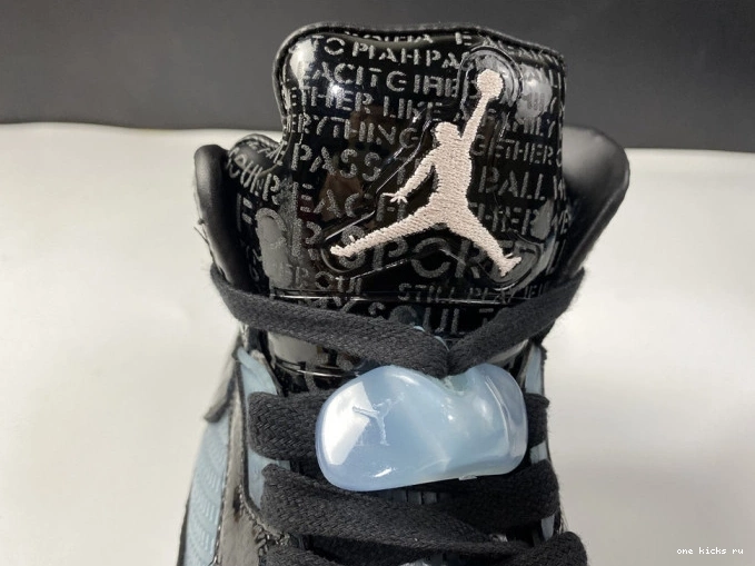 Chep Onekick Doernbecher Retro 5 633068-010 Jordan AIR 0819